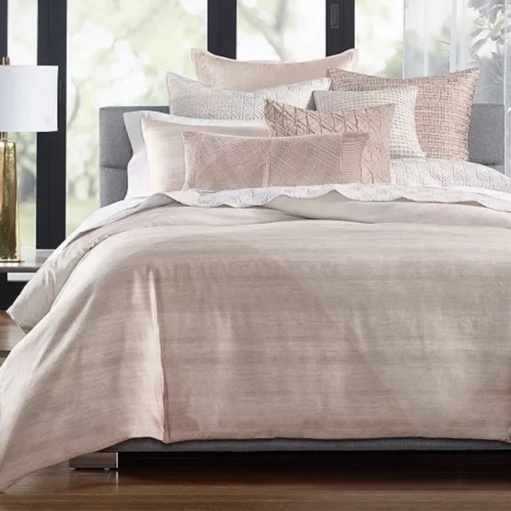 Hotel Collection Woodrose Full/Queen Duvet Cover Store Display